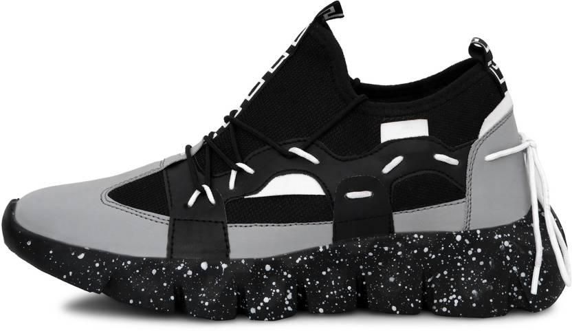 Running sneakers for men and boys Sneakers For Men (Black)