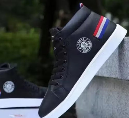 NCC Ebernon Low Premium Sneakers For Men (Black)